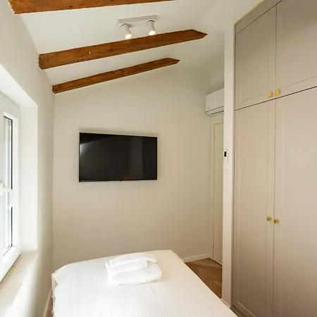 Jele - Three Bedroom In The Old Town Dubrovnik