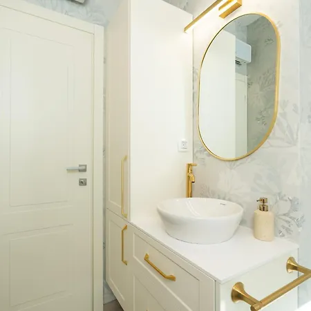 Jele - Three Bedroom In The Old Town Вилла *